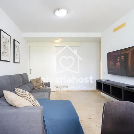 The Mills Cruz, By Nivariahost