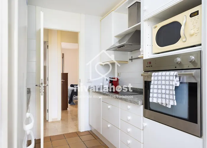 The Mills Cruz, By Nivariahost * Santa Cruz de Tenerife