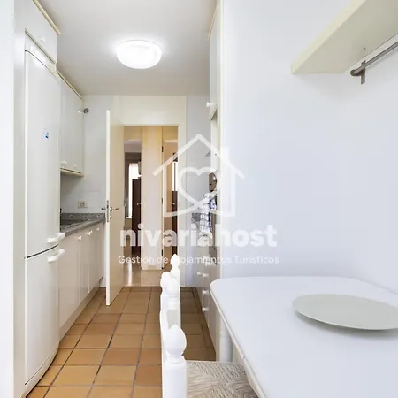 The Mills Cruz, By Nivariahost * Santa Cruz de Tenerife